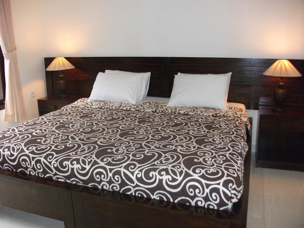 Gerhana Sari 2 Bungalows أوبود الغرفة الصورة